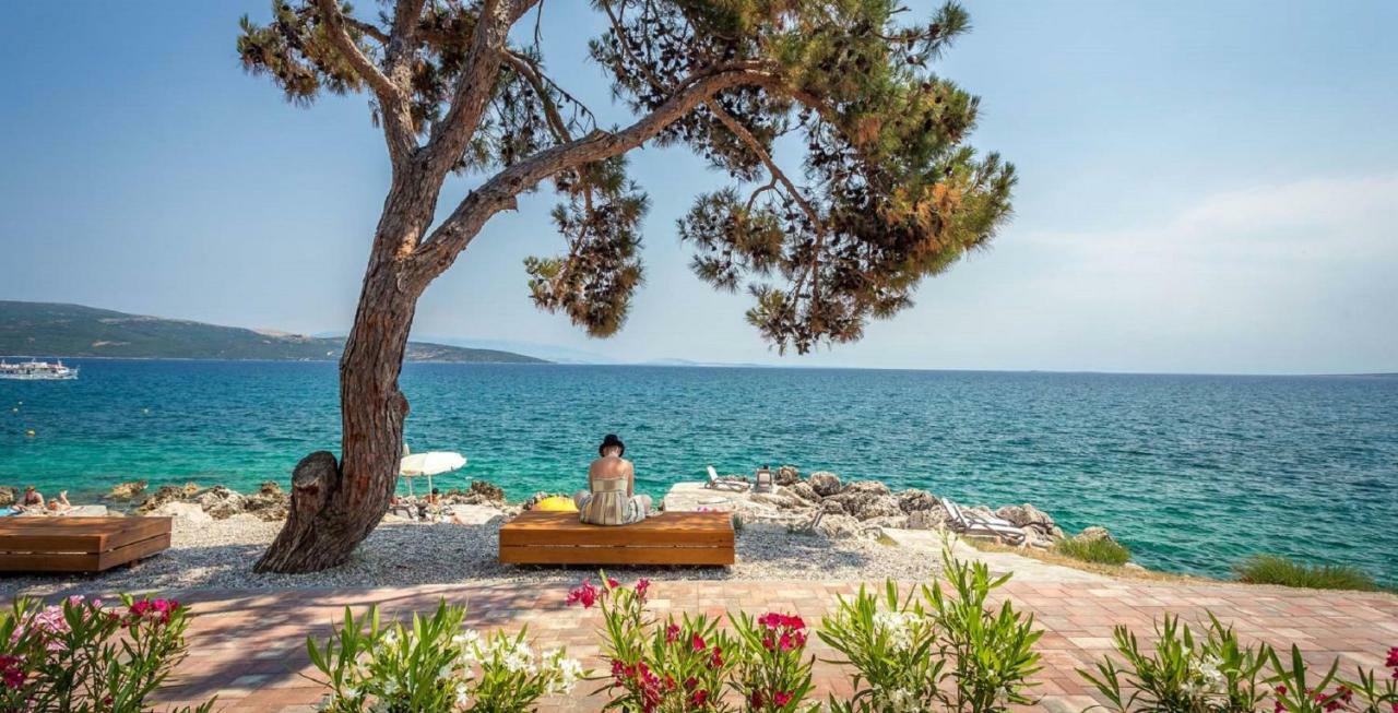 Deluxe New Apartments - Few Steps From The Beach - Luxury Holiday With Style - By Traveler Tourist Agency Krk クルク エクステリア 写真